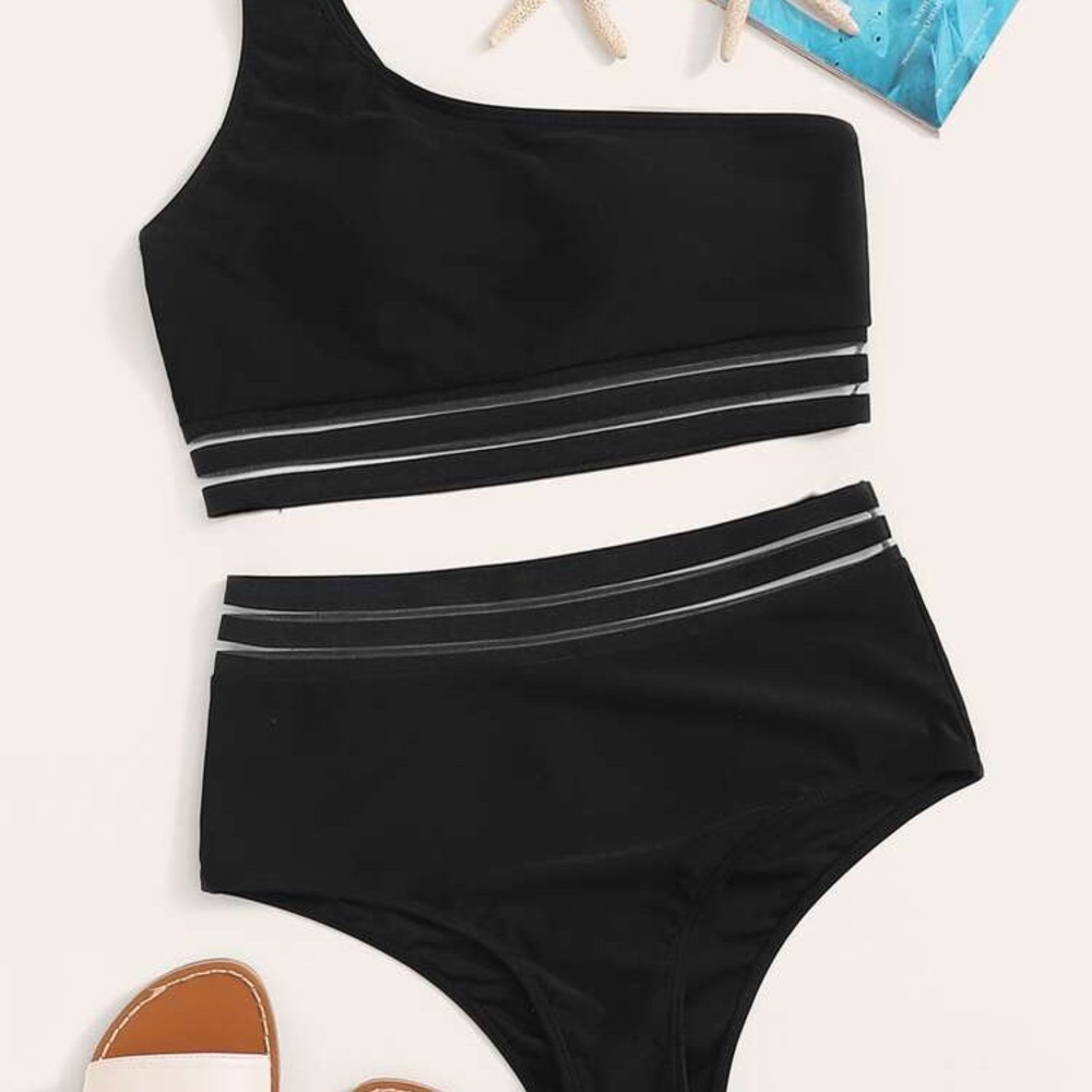 🎉5 for $25 sale🎉 Black sporty one shoulder suit